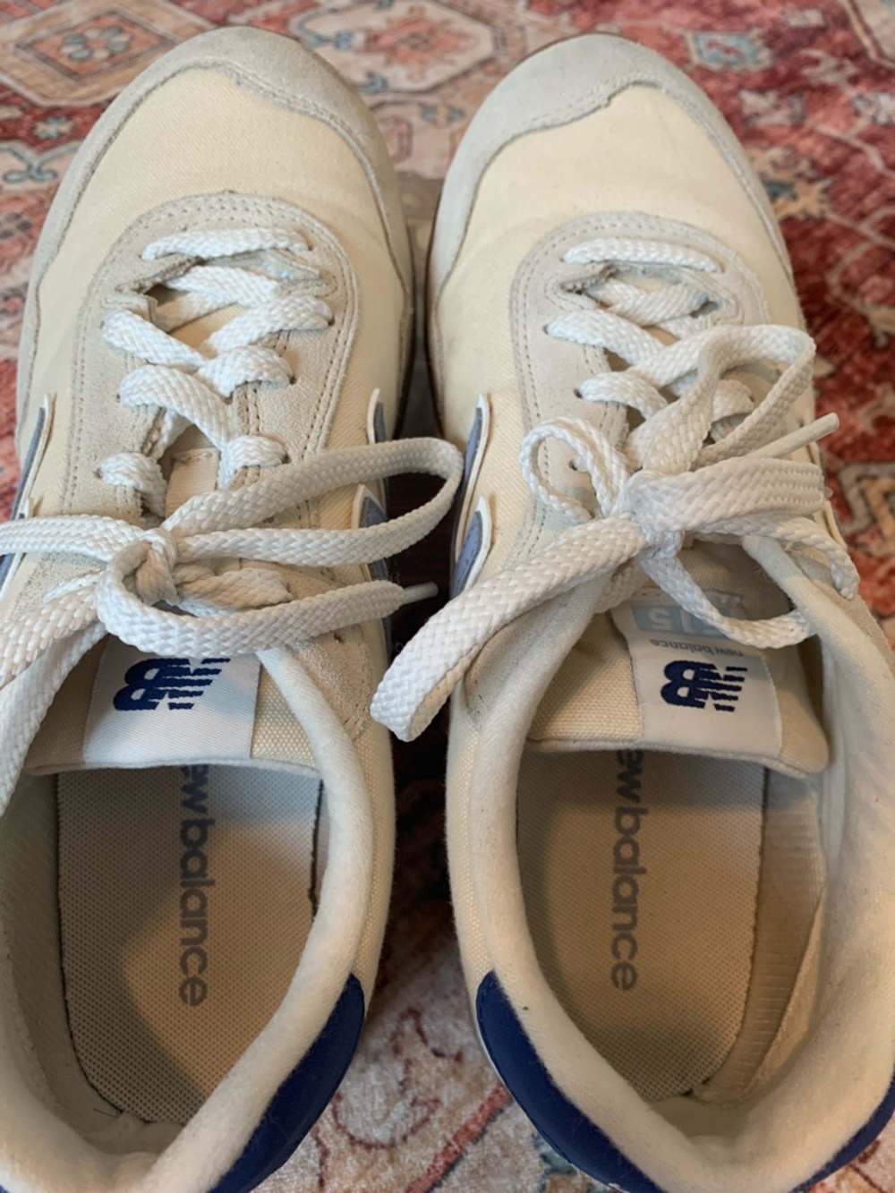 New Balance Women's Sneakers - White Cream